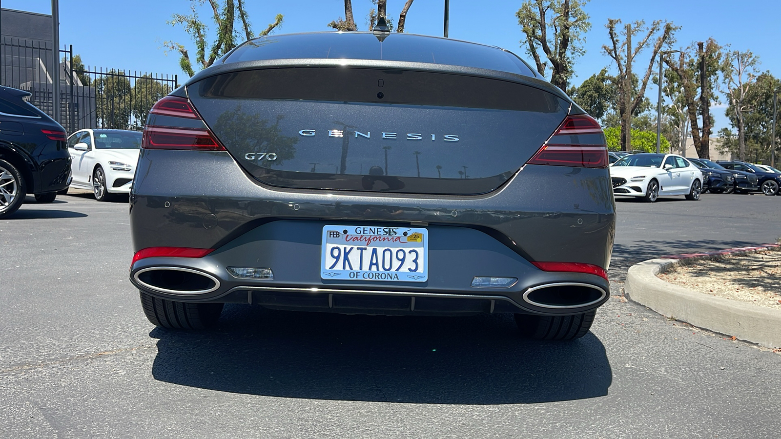 2024 Genesis G70 2.5T Standard 10