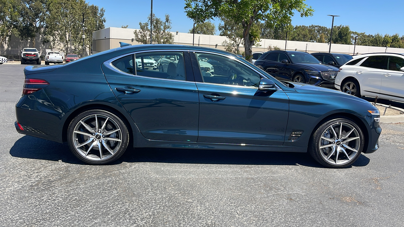 2024 Genesis G70 2.5T Standard 6