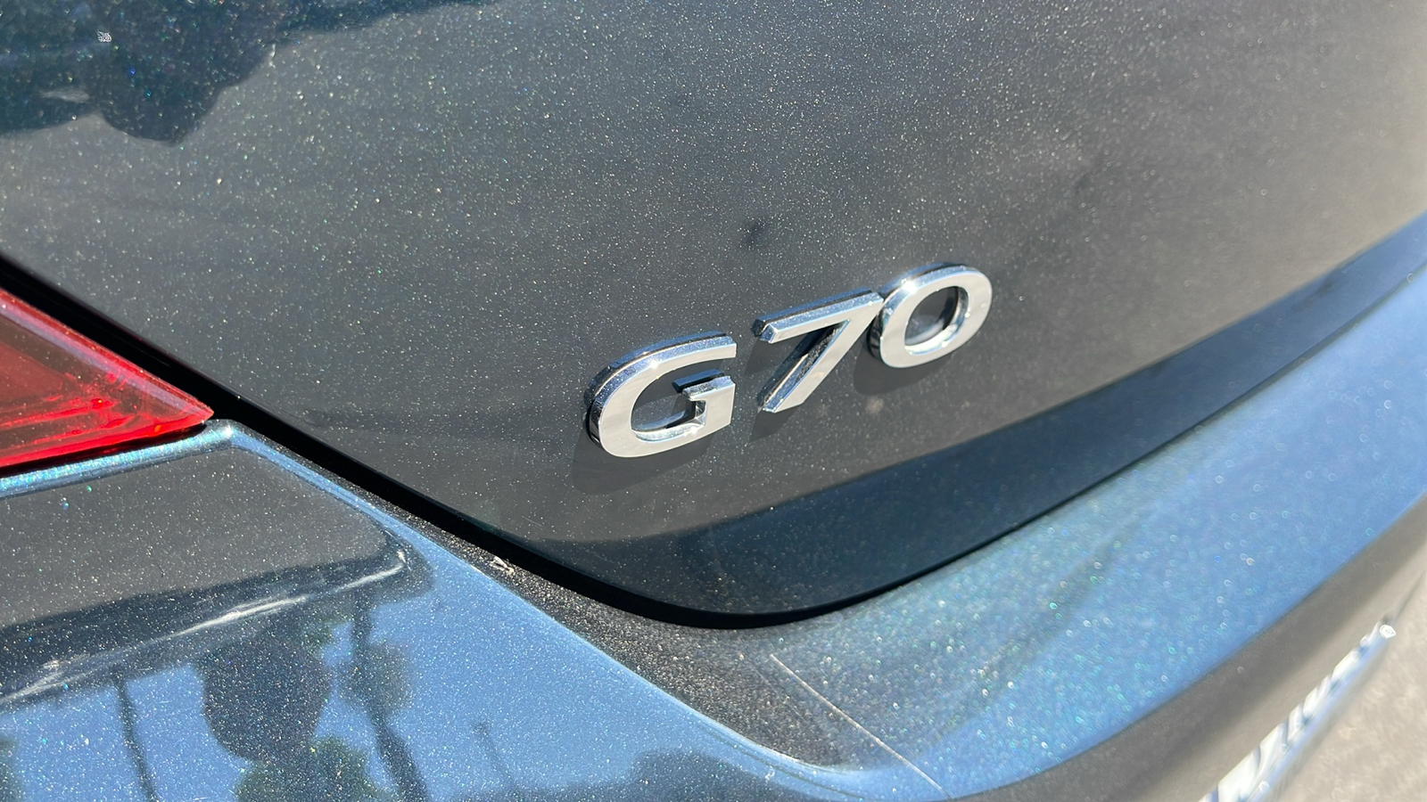 2024 Genesis G70 2.5T Standard 29