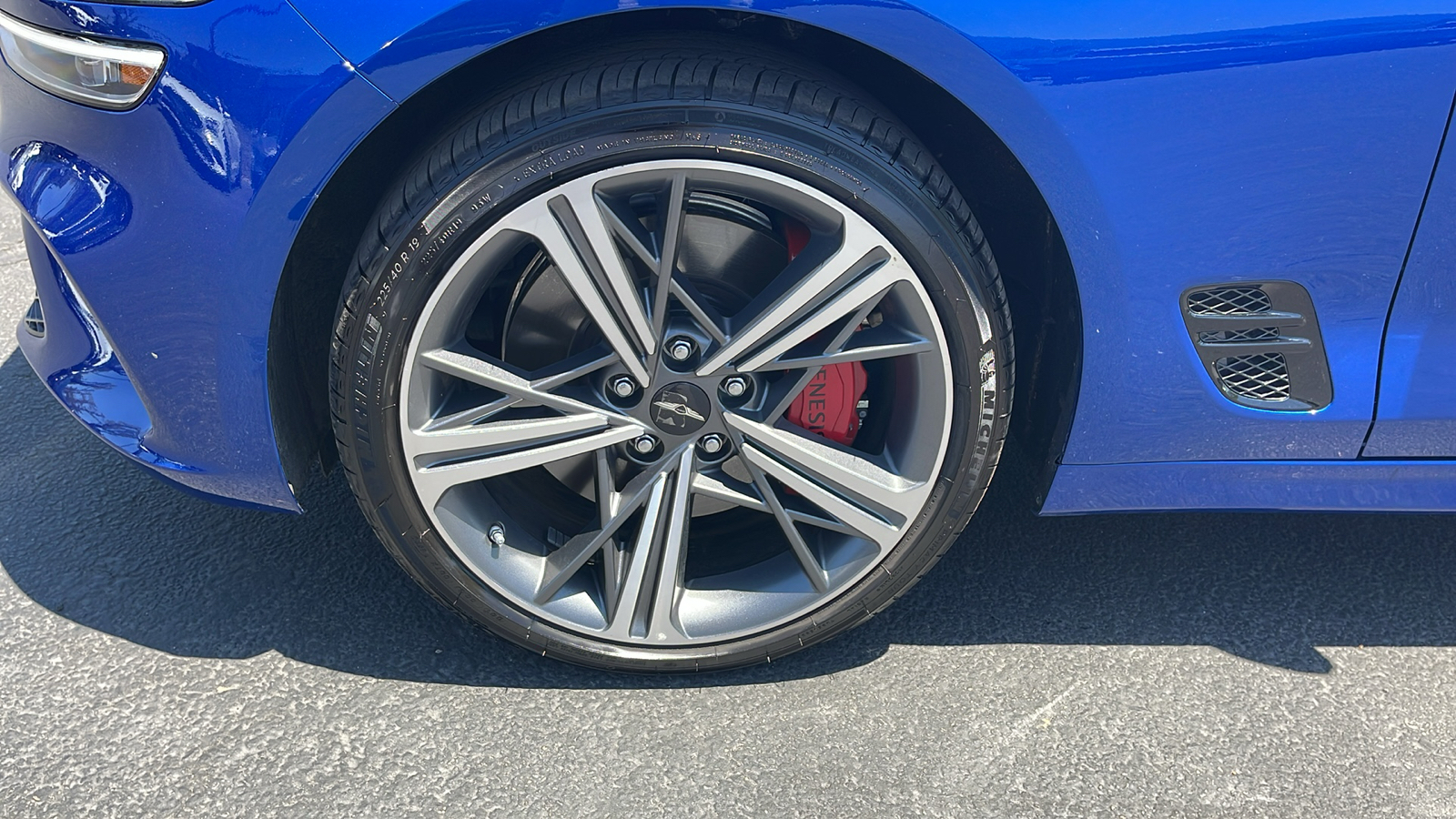 2024 Genesis G70 2.5T Standard 14