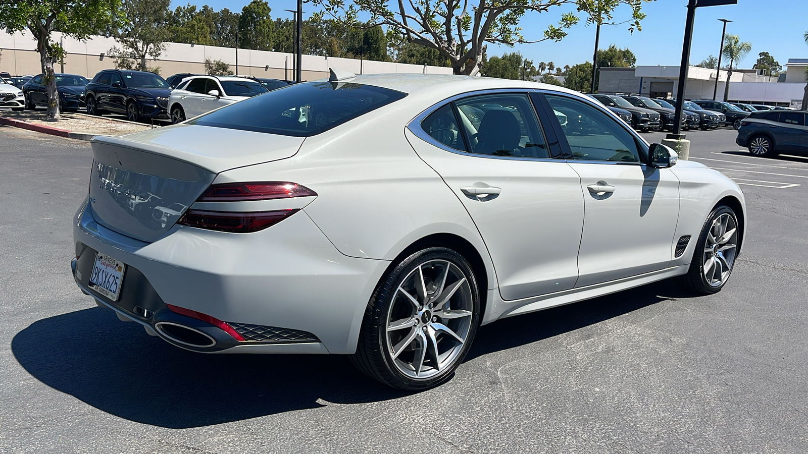 2024 Genesis G70 2.5T Standard 7