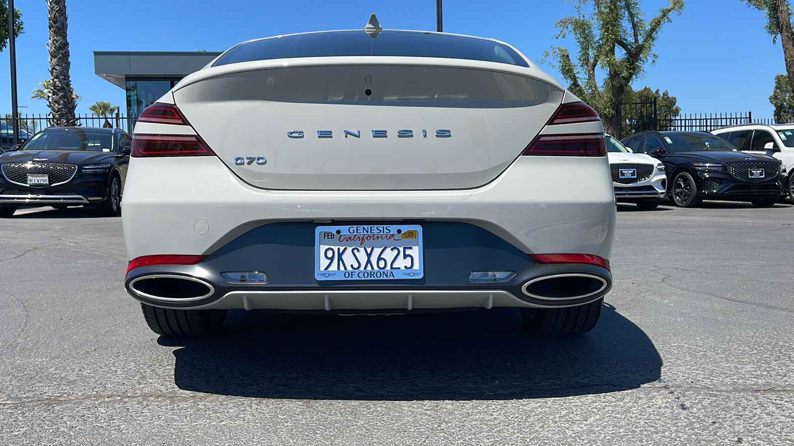 2024 Genesis G70 2.5T Standard 10