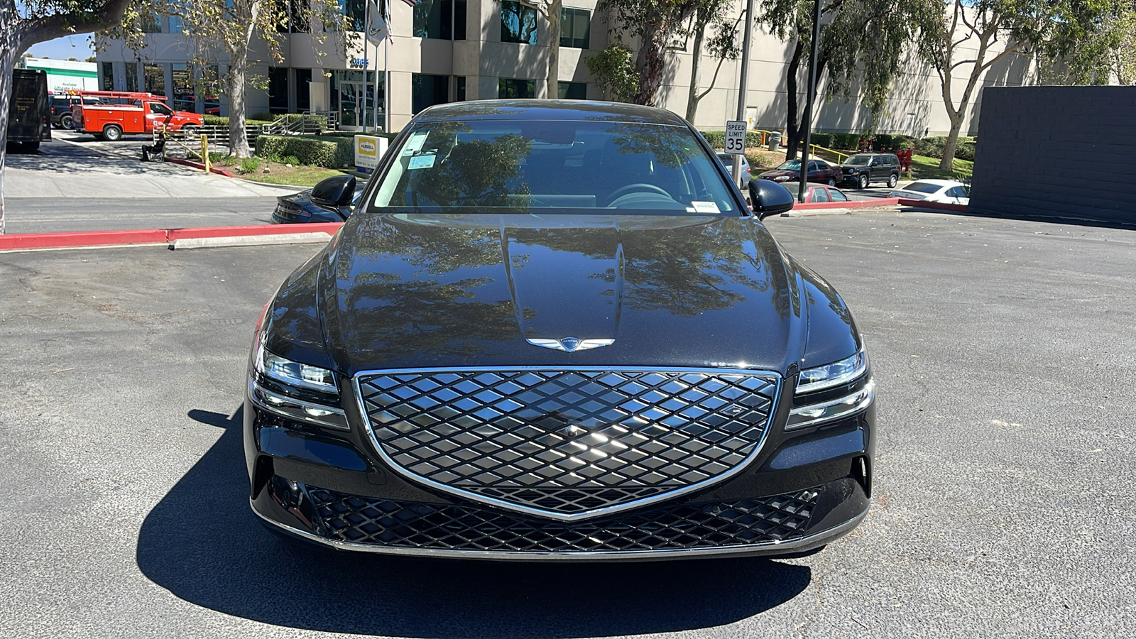 2024 Genesis Electrified G80 Advanced 8