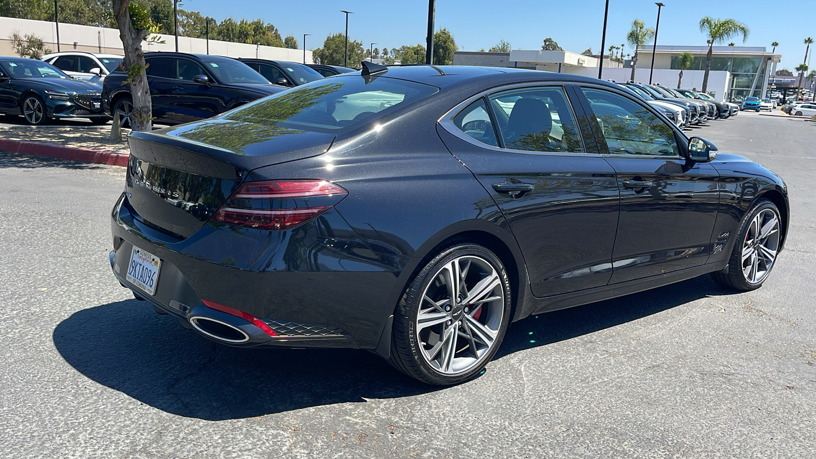 2024 Genesis G70 2.5T Standard 7