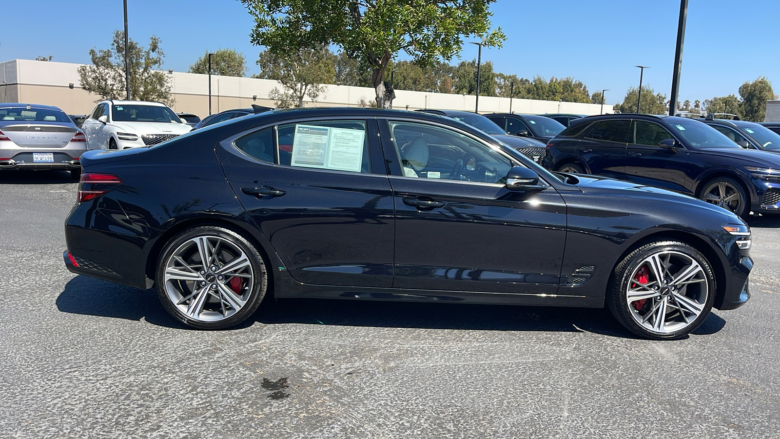 2024 Genesis G70 2.5T Standard 6