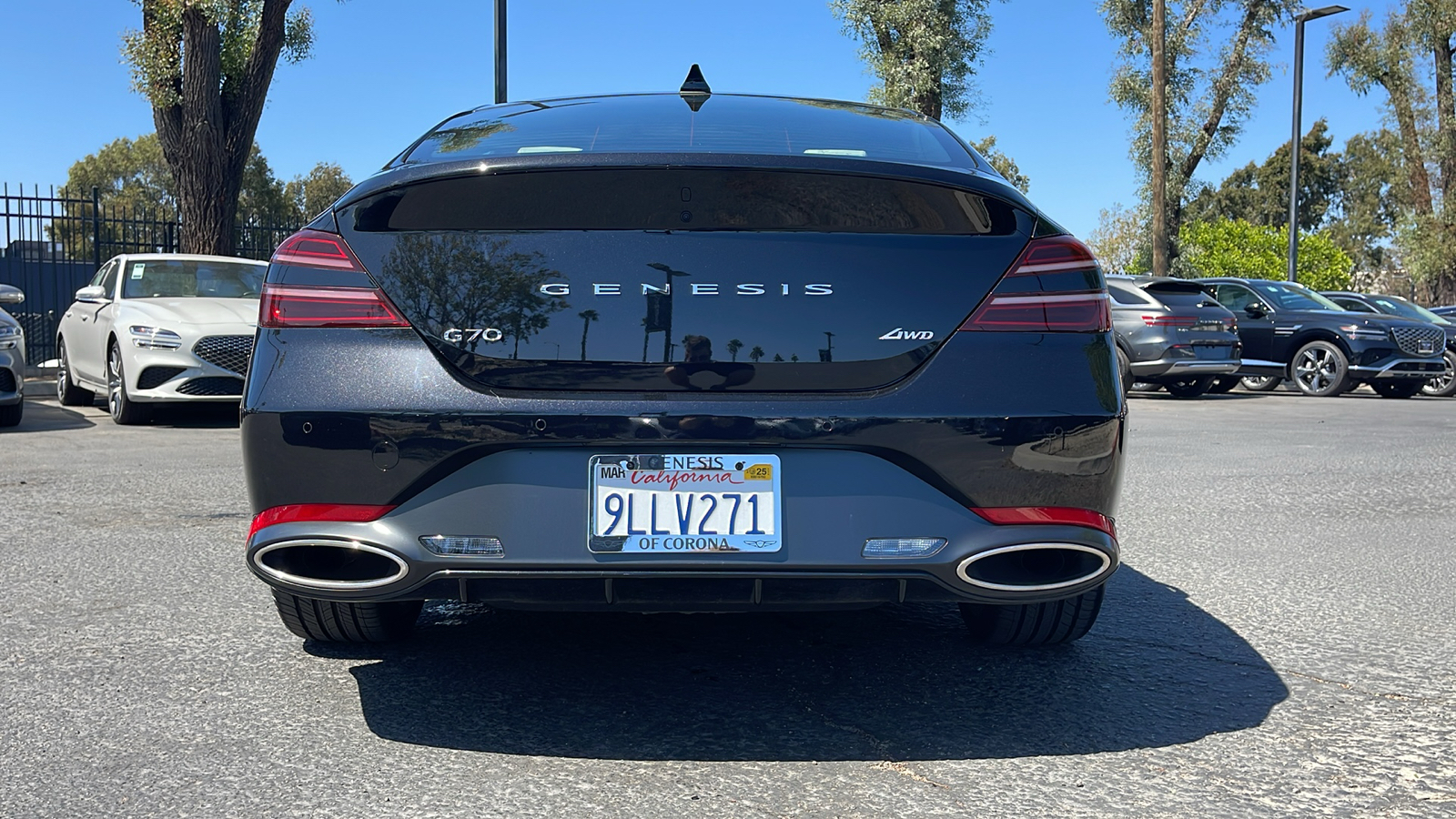 2024 Genesis G70 2.5T Standard 10