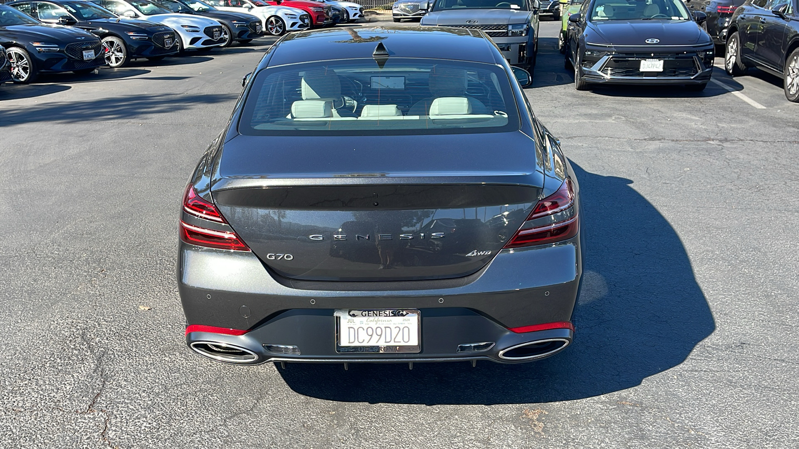 2024 Genesis G70 2.5T Prestige 8