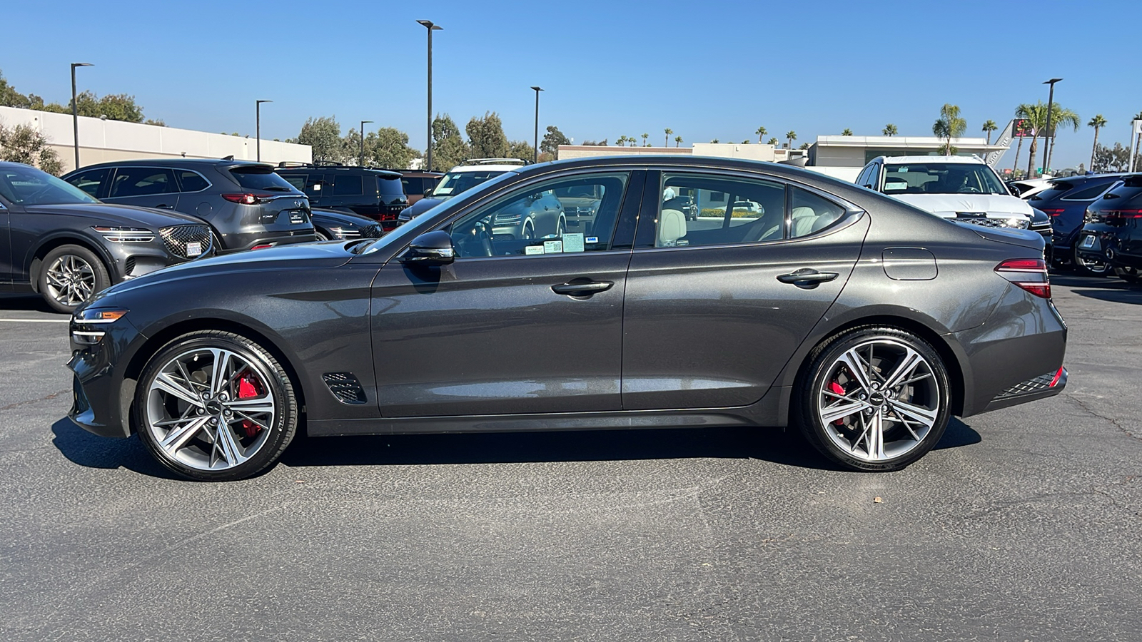 2024 Genesis G70 2.5T Prestige 12