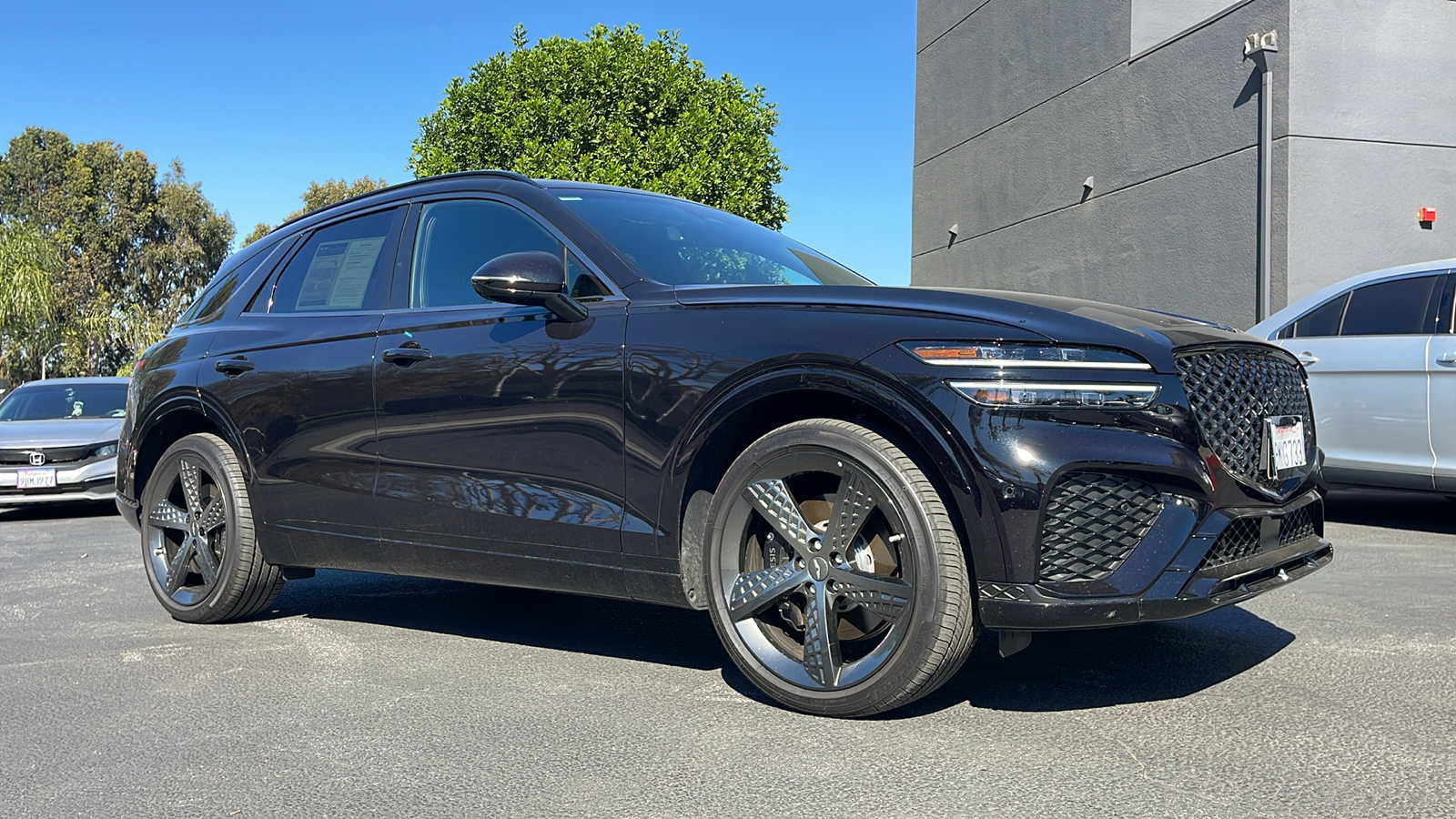 2025 Genesis GV70 2.5T Standard 1