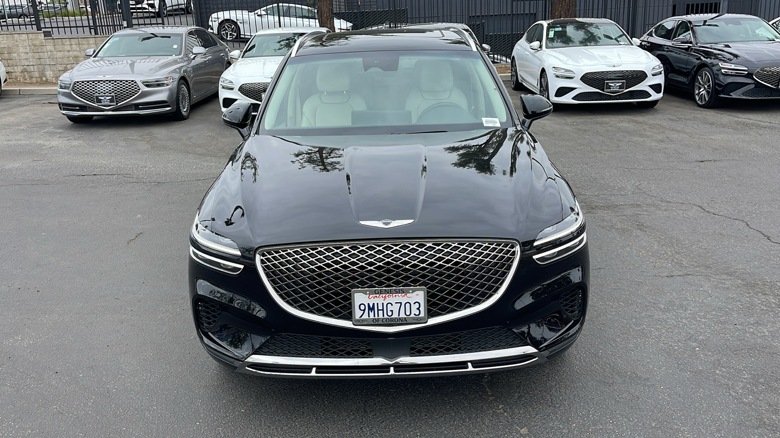 2025 Genesis GV70 2.5T Standard 2