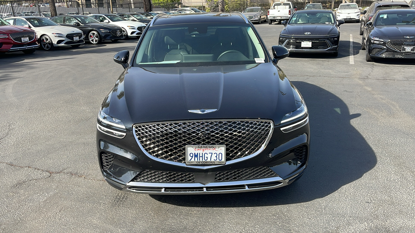 2025 Genesis GV70 2.5T Advanced Plus 2