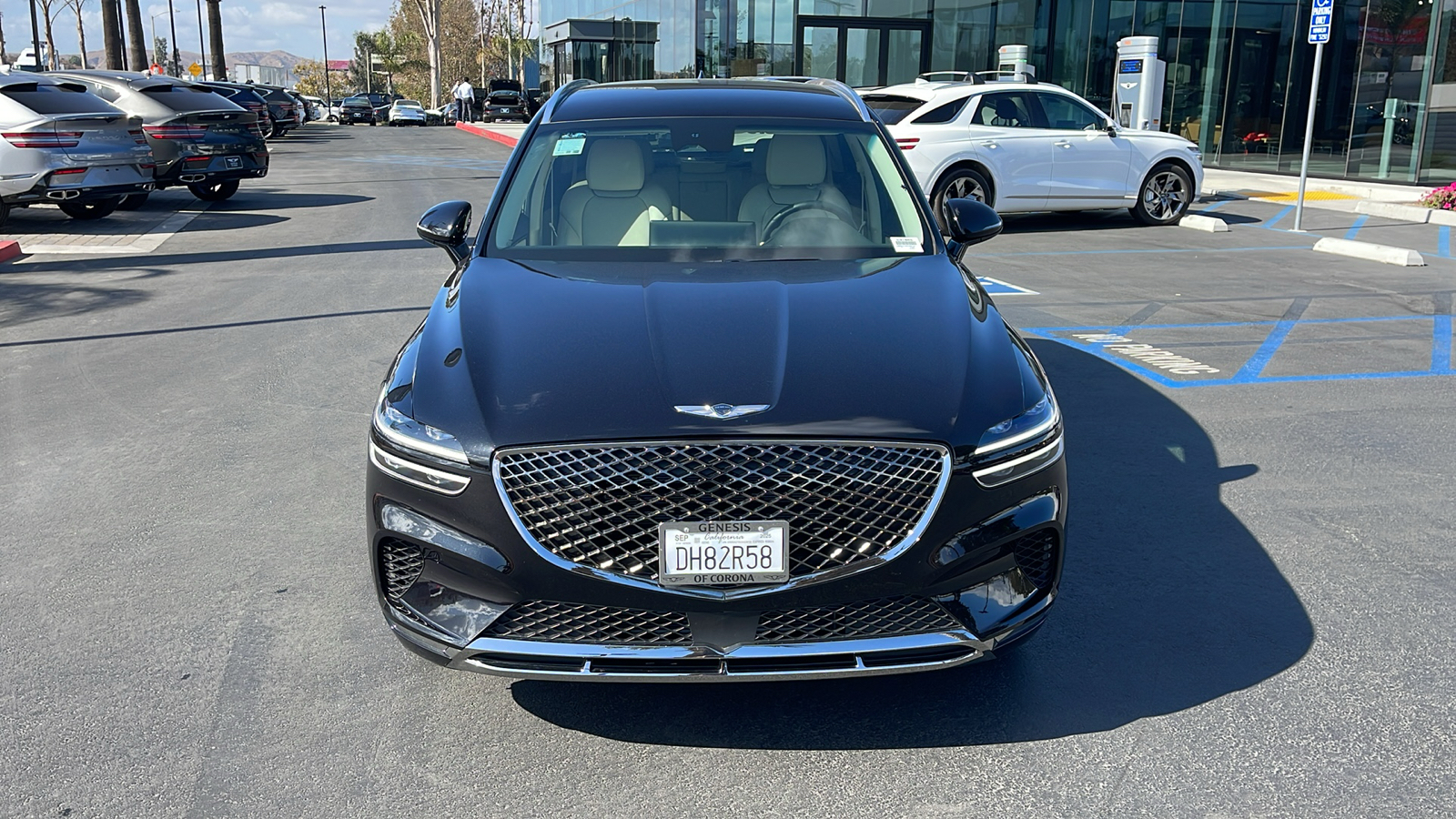 2025 Genesis GV70 2.5T Standard 2