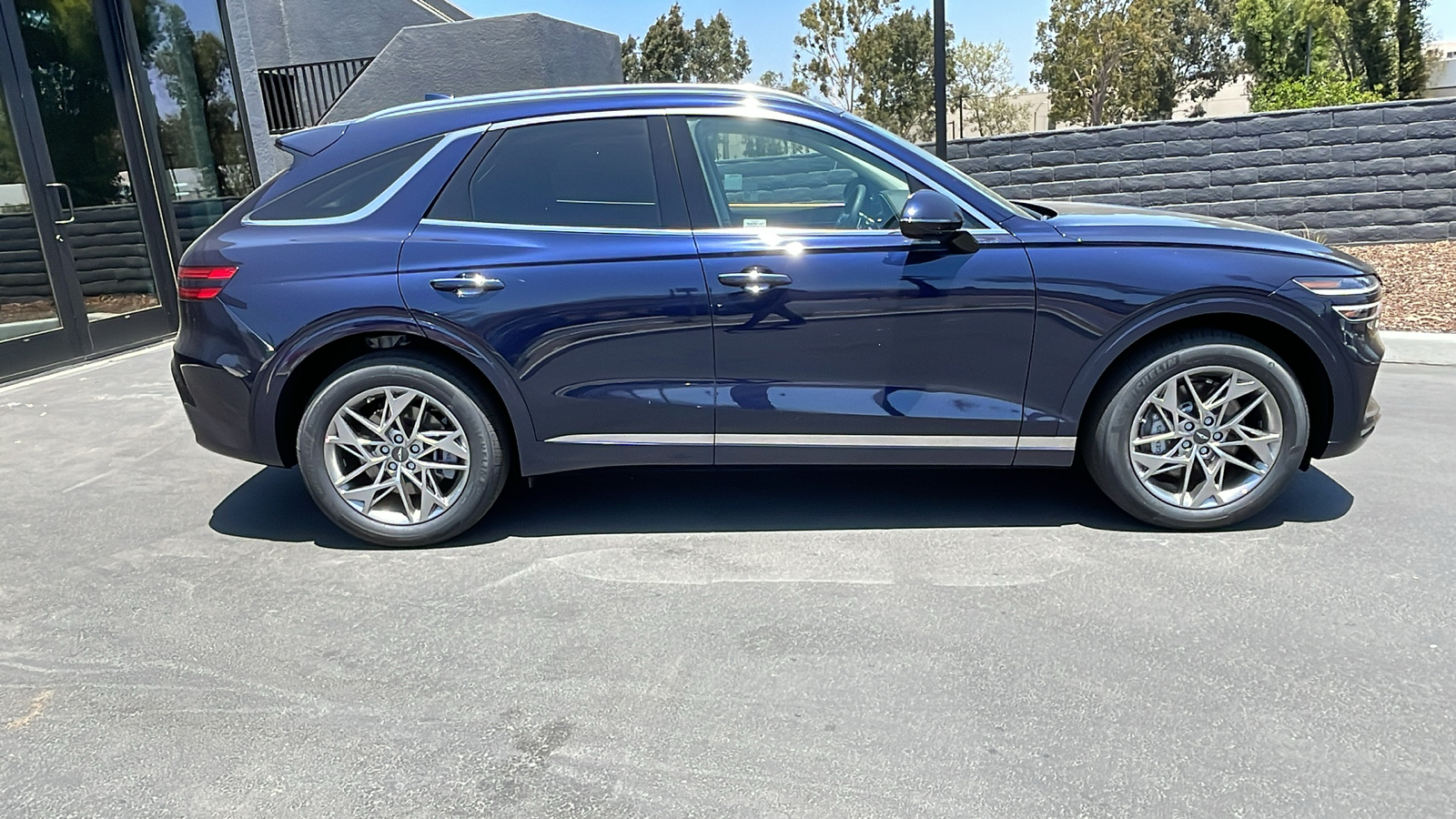 2025 Genesis GV70 2.5T 2