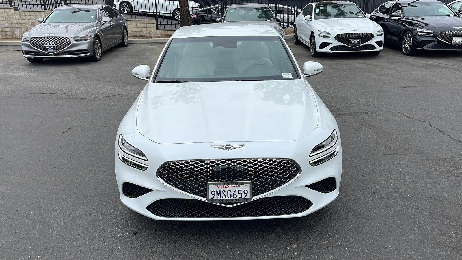 2025 Genesis G70 2.5T Standard 2