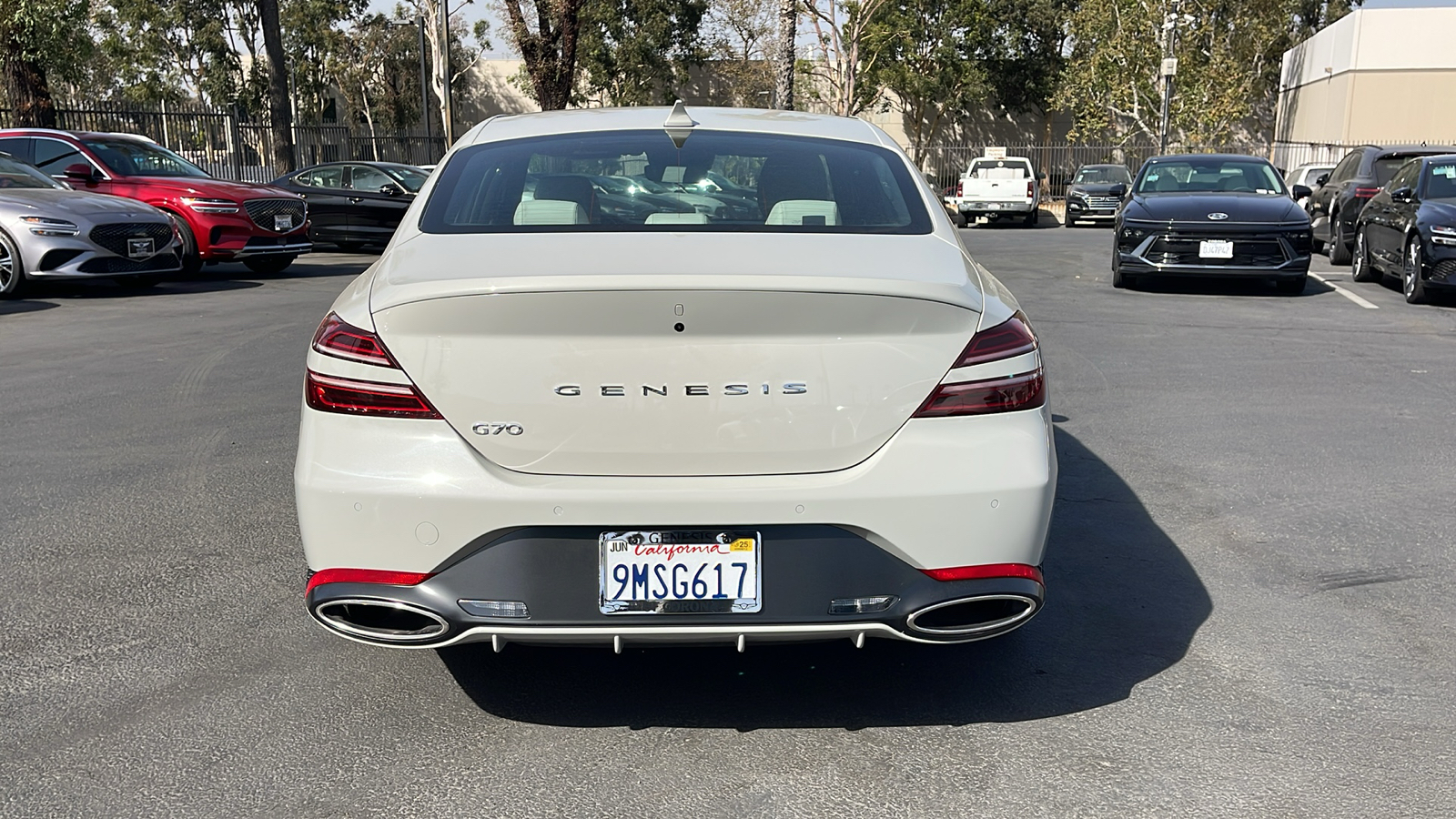 2025 Genesis G70 2.5T Prestige 9