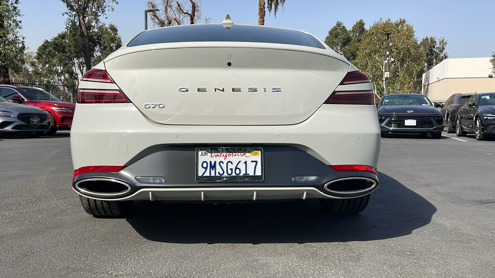 2025 Genesis G70 2.5T Prestige 10