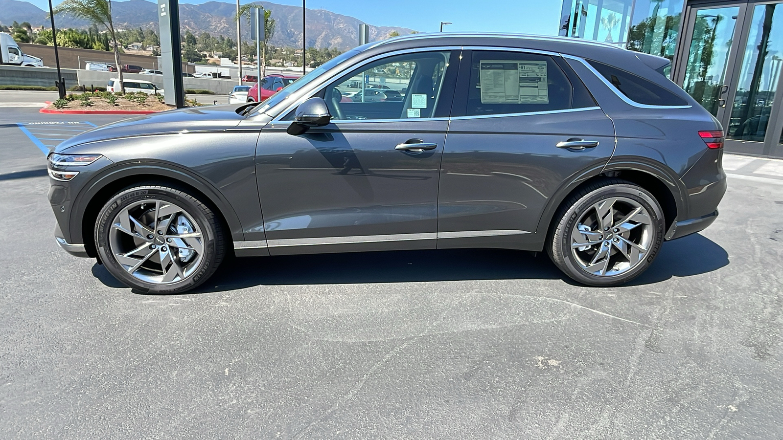 2025 Genesis Electrified GV70 Advanced 9