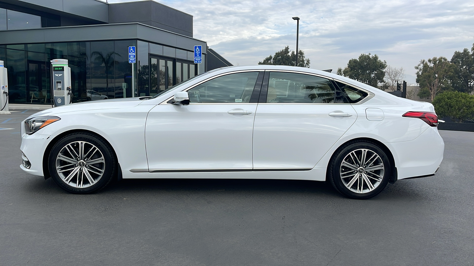 2019 Genesis G80 3.8 4dr Sedan 15