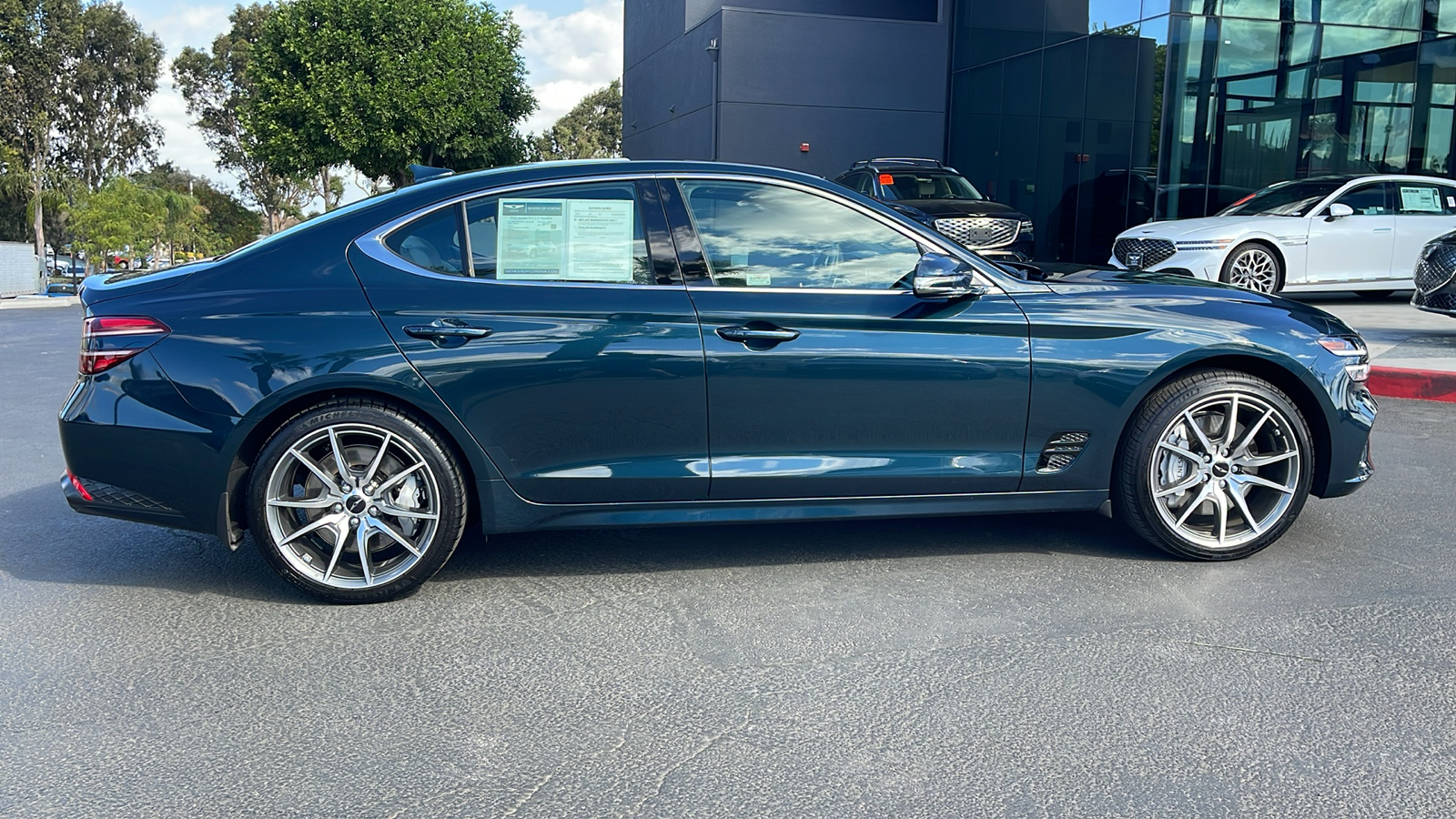 2025 Genesis G70 2.5T Standard 6