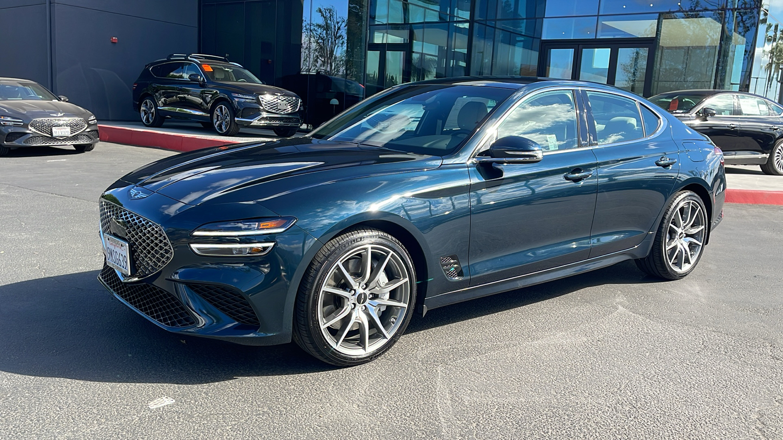 2025 Genesis G70 2.5T Standard 13