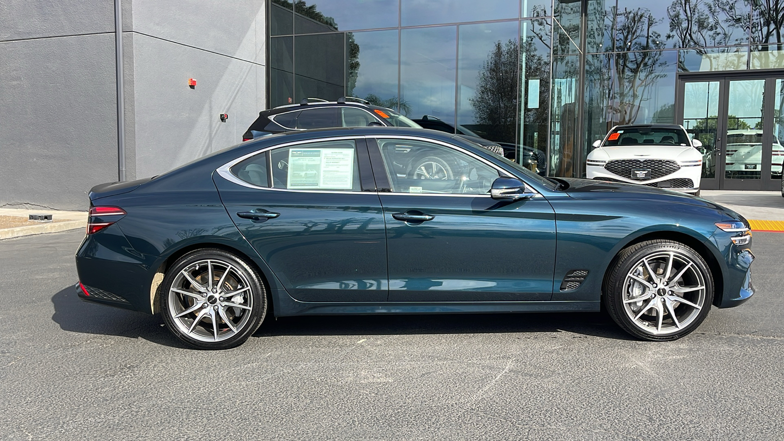 2025 Genesis G70 2.5T Standard 6