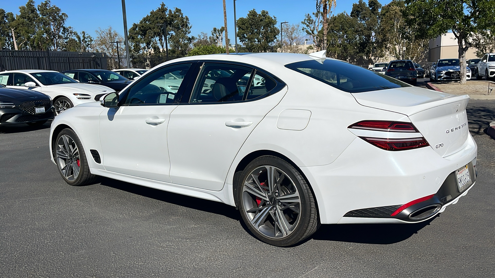 2025 Genesis G70 2.5T Standard 10