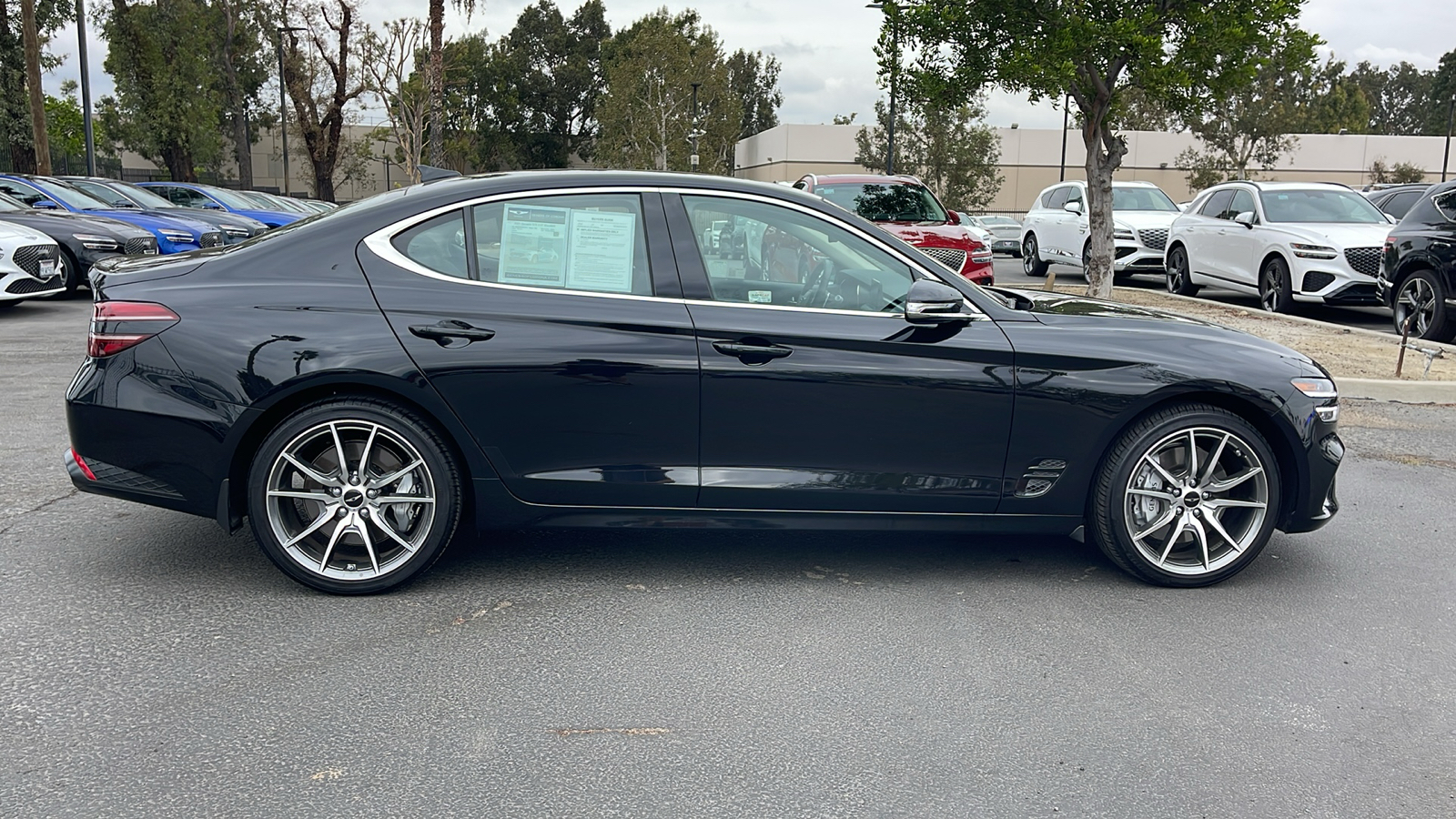 2025 Genesis G70 2.5T Standard 6