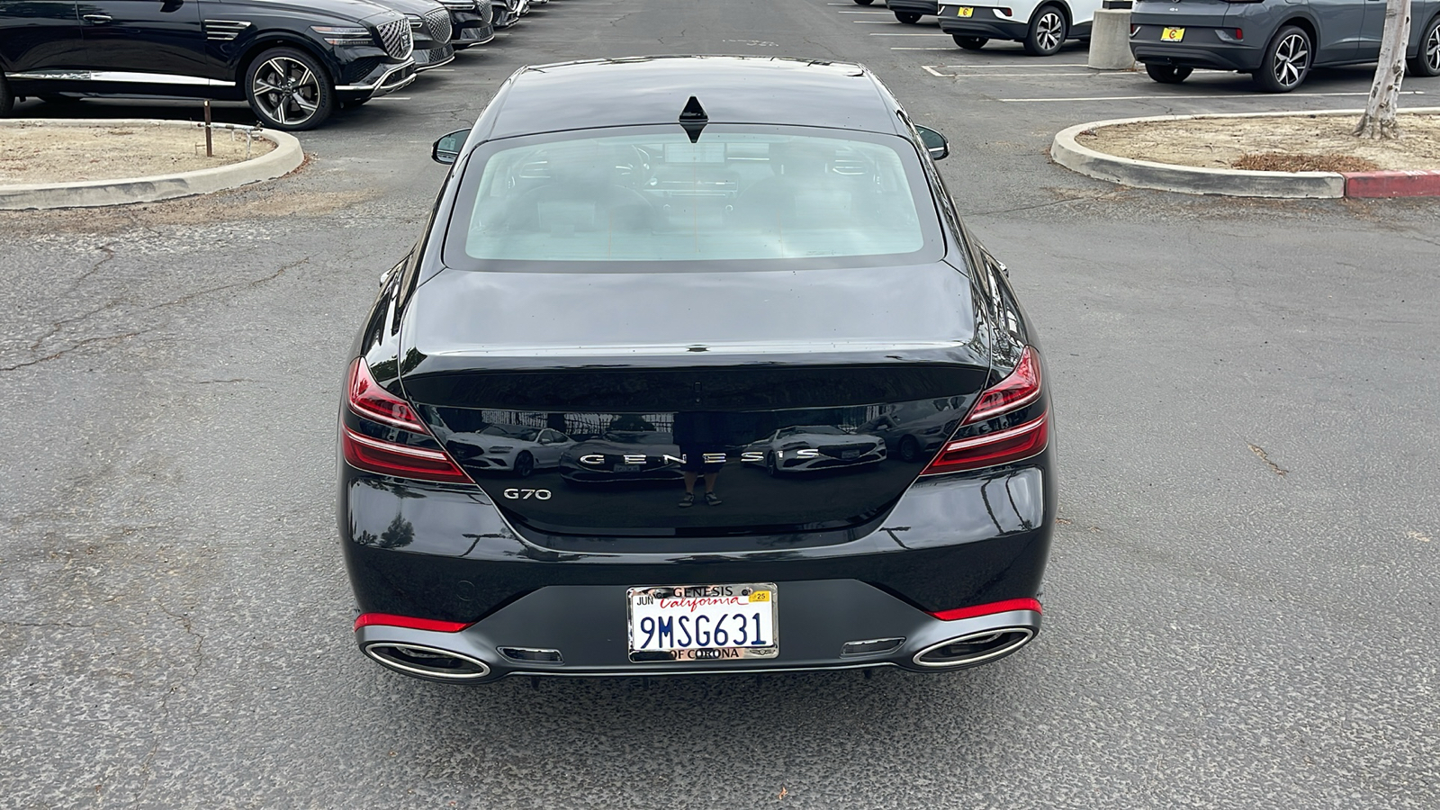 2025 Genesis G70 2.5T Standard 8