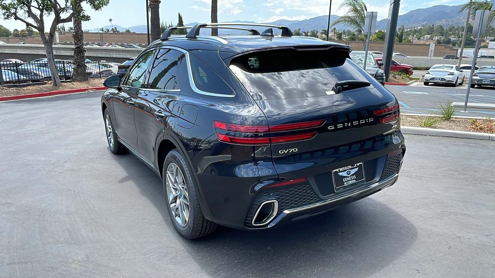 2025 Genesis GV70 2.5T 8