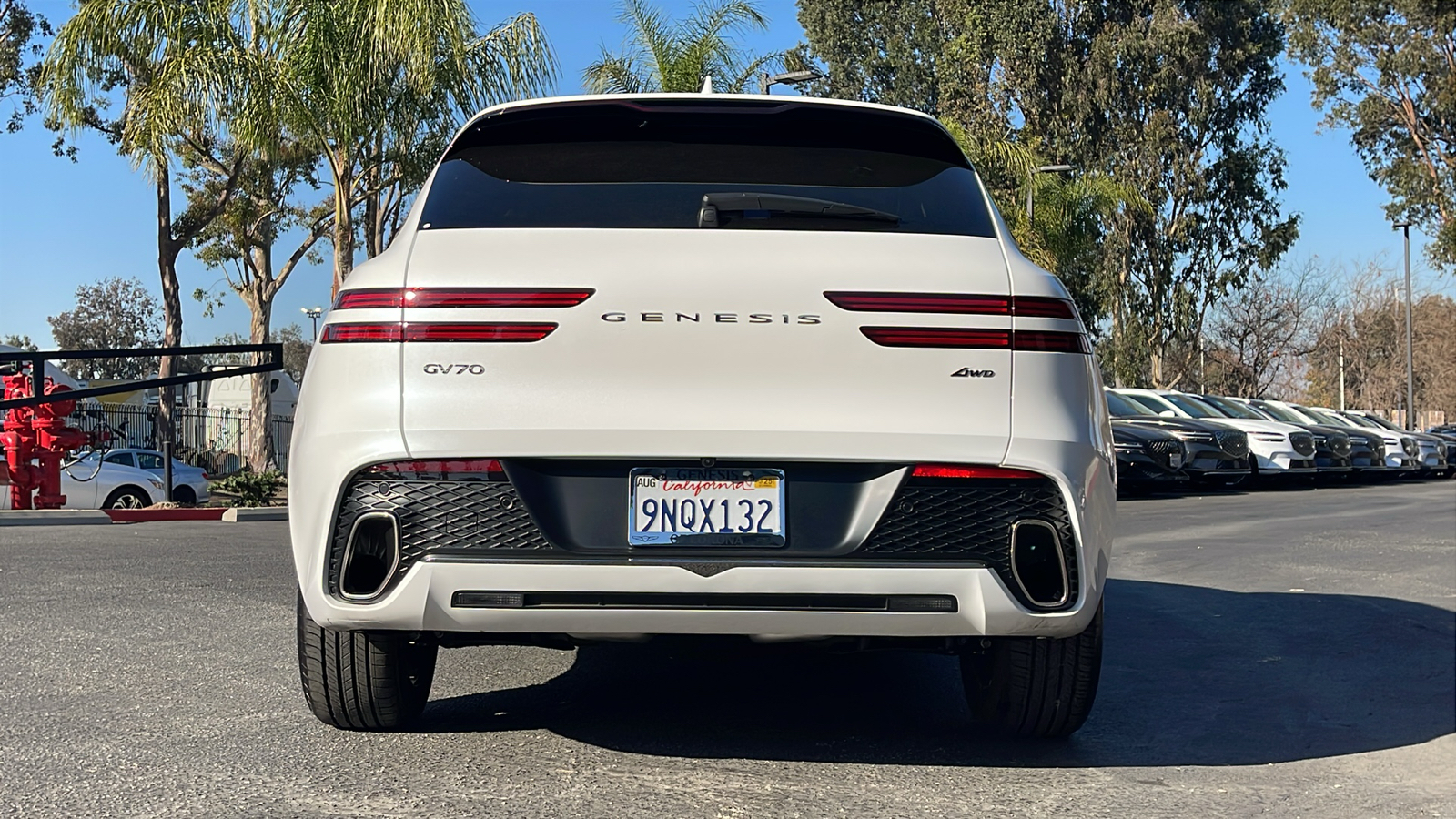 2025 Genesis GV70  10