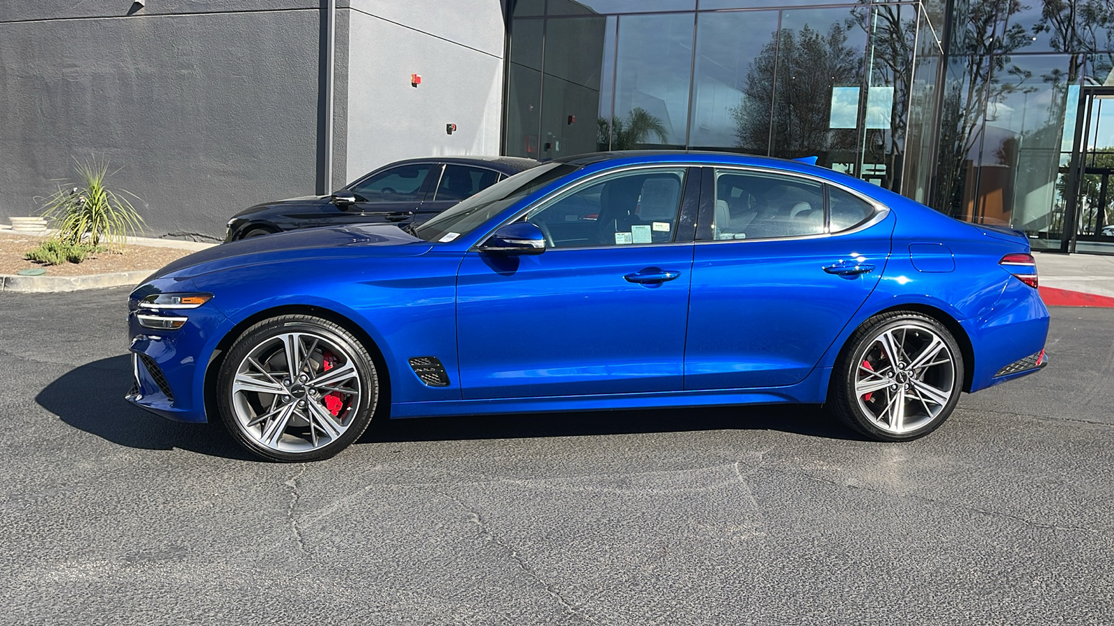 2025 Genesis G70 2.5T Prestige 12