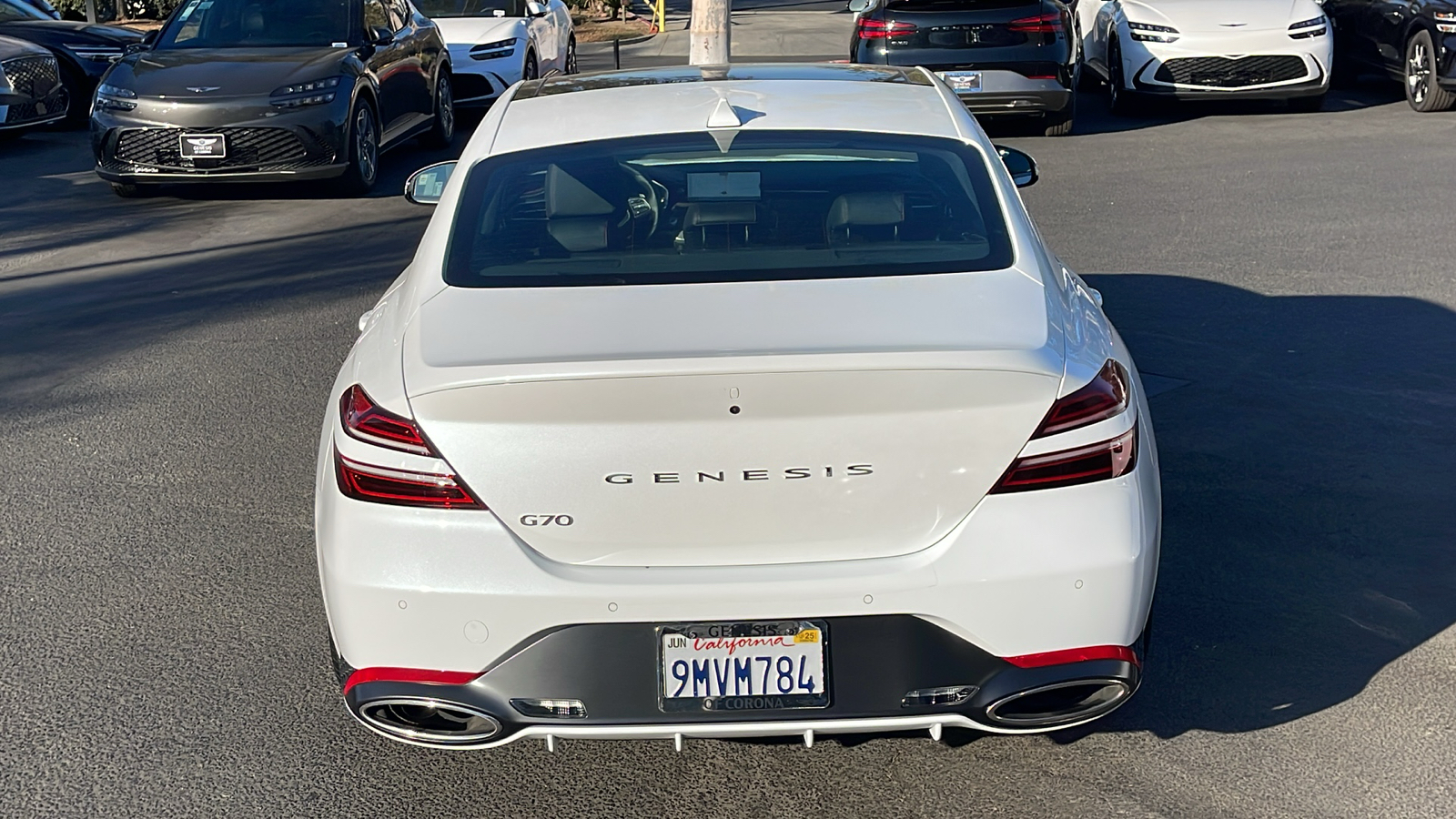 2025 Genesis G70  8