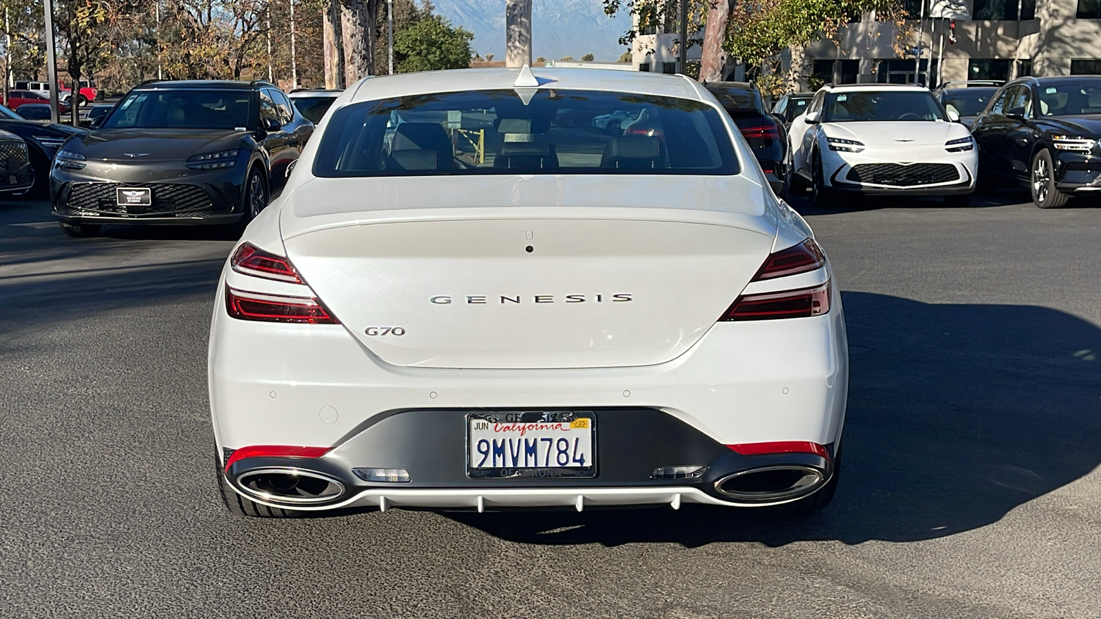 2025 Genesis G70  9