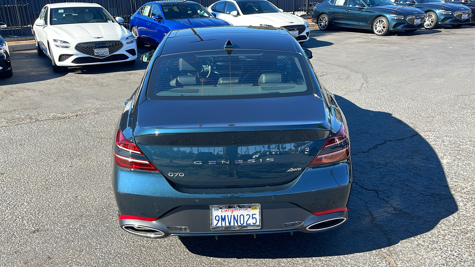 2025 Genesis G70  8