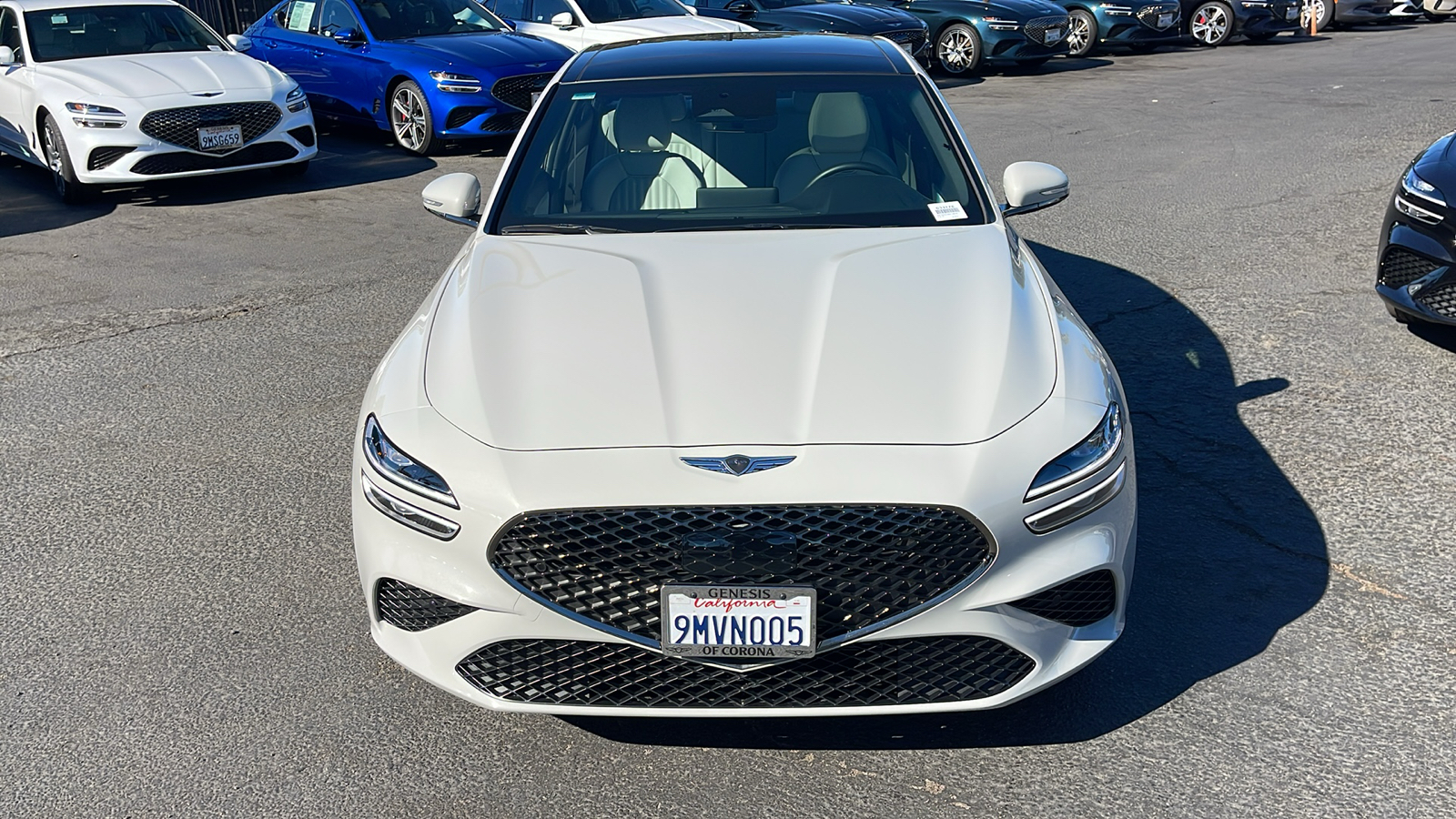 2025 Genesis G70 2.5T Standard 2