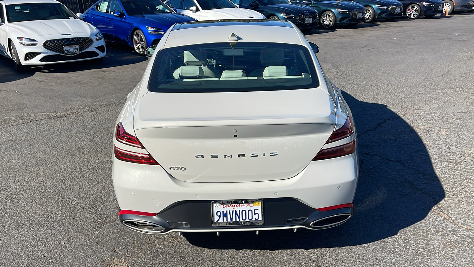 2025 Genesis G70 2.5T Standard 8