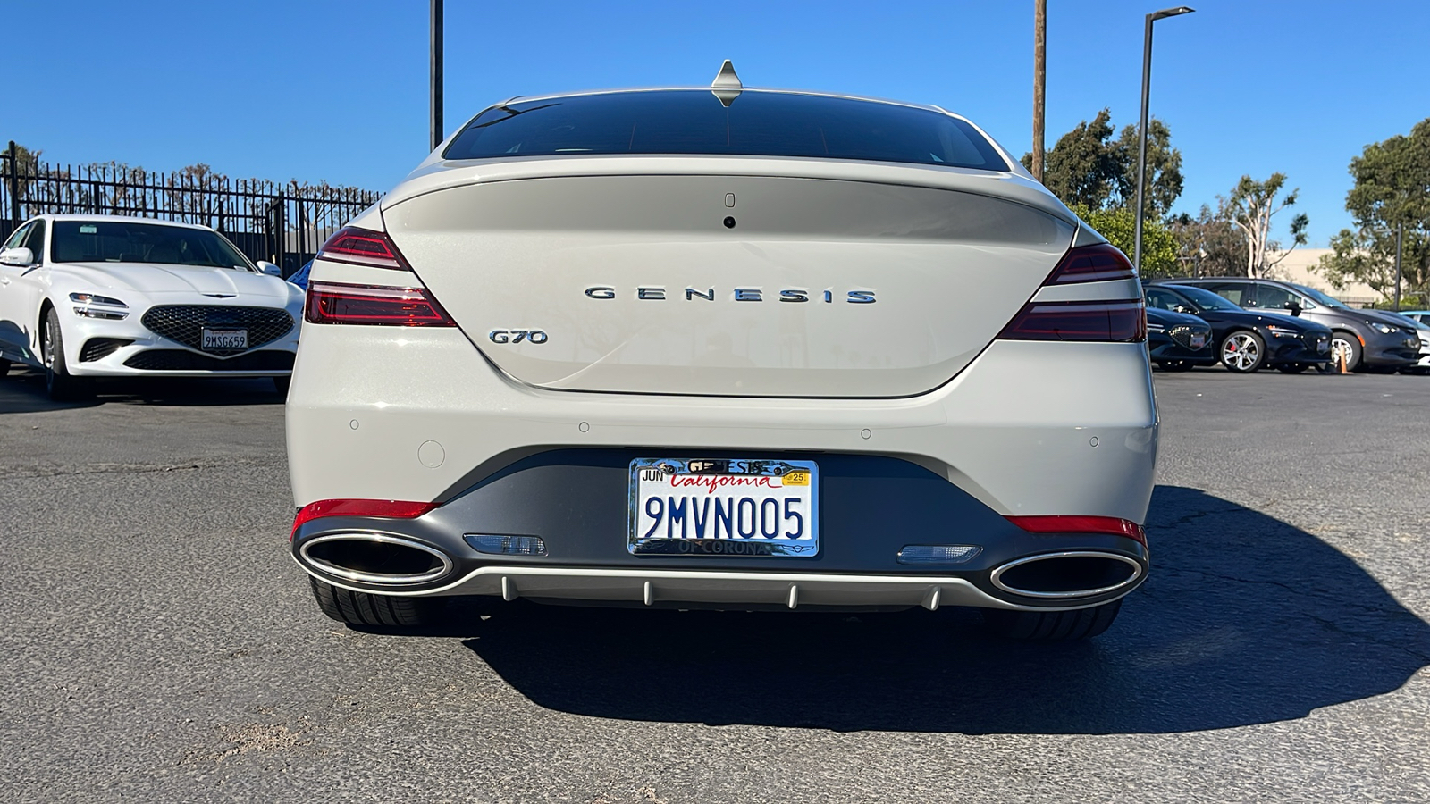 2025 Genesis G70 2.5T Standard 10