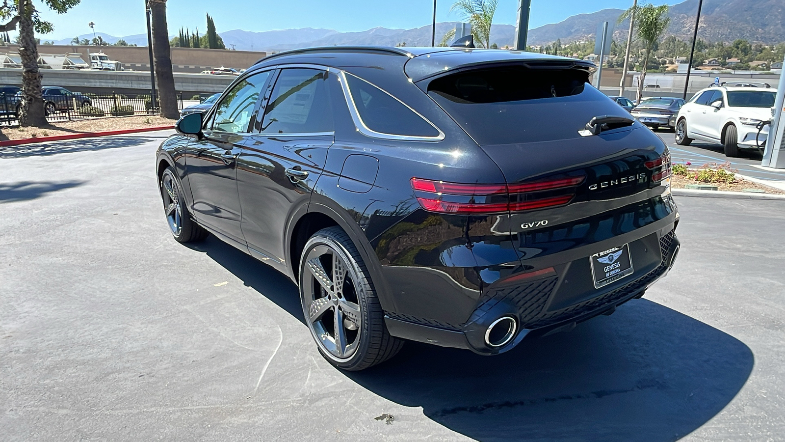 2025 Genesis GV70 2.5T 8