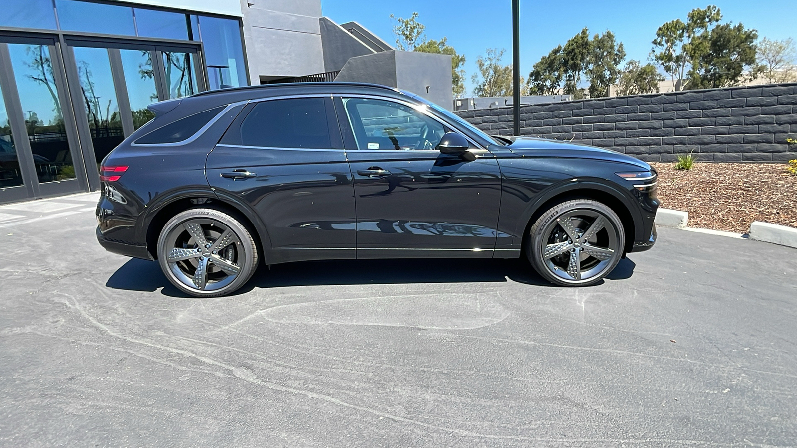 2025 Genesis GV70 2.5T 5