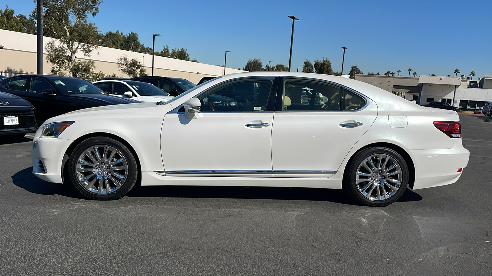 2016 Lexus LS 460 Base 12