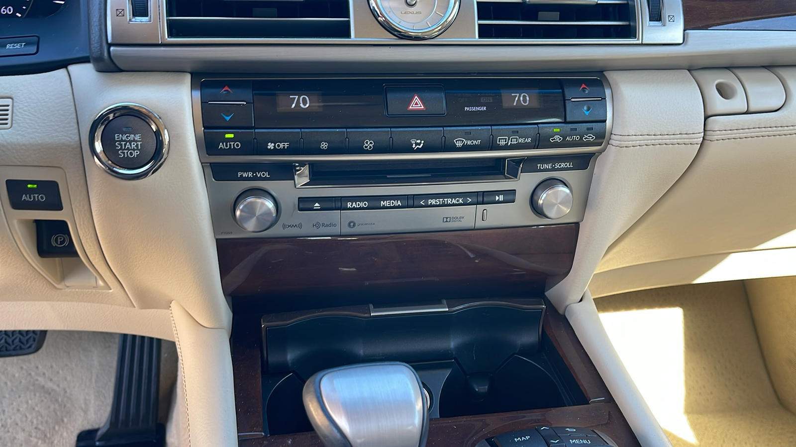 2016 Lexus LS 460 Base 22