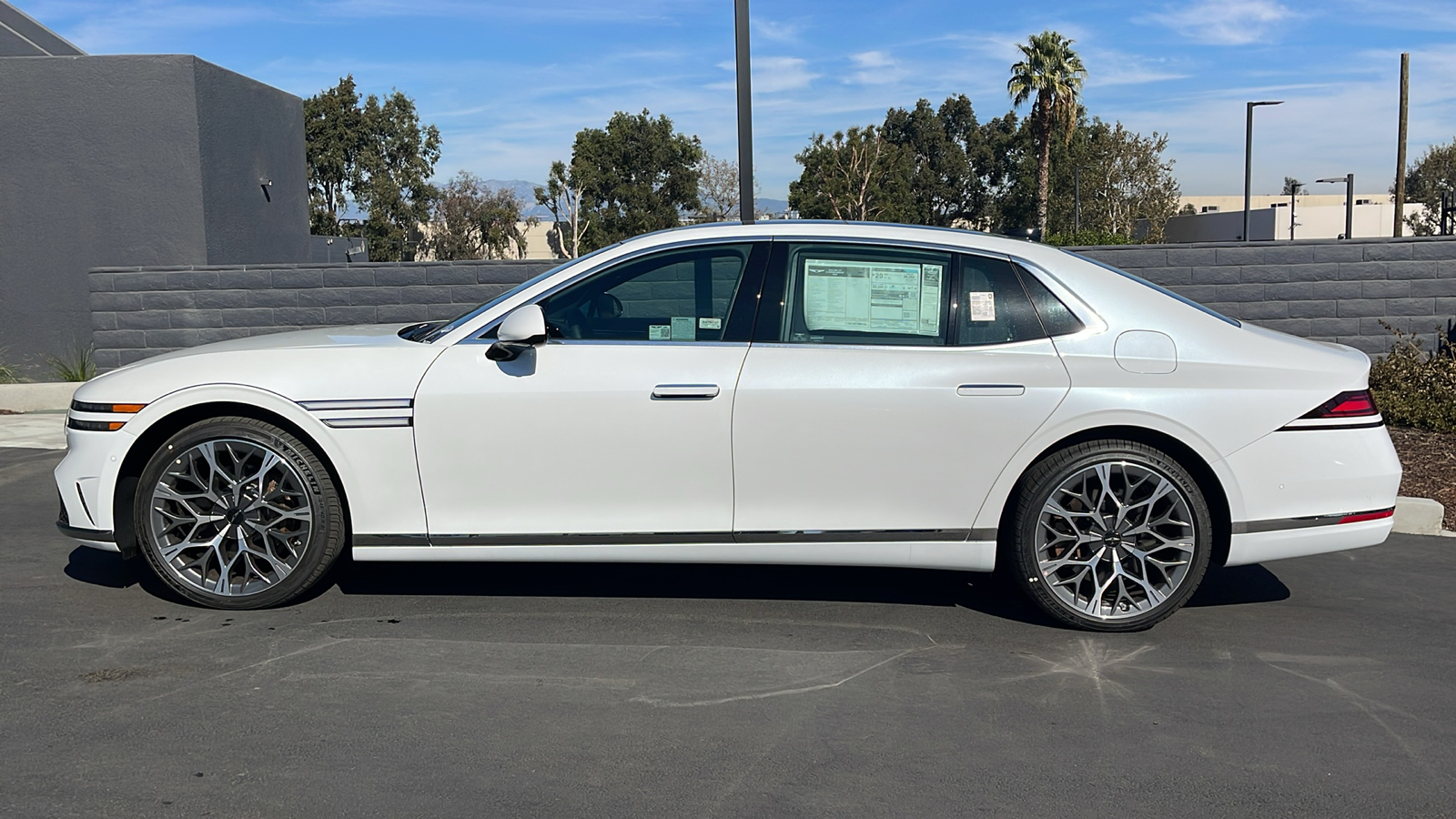 2024 Genesis G90 3.5T e-SC AWD 12