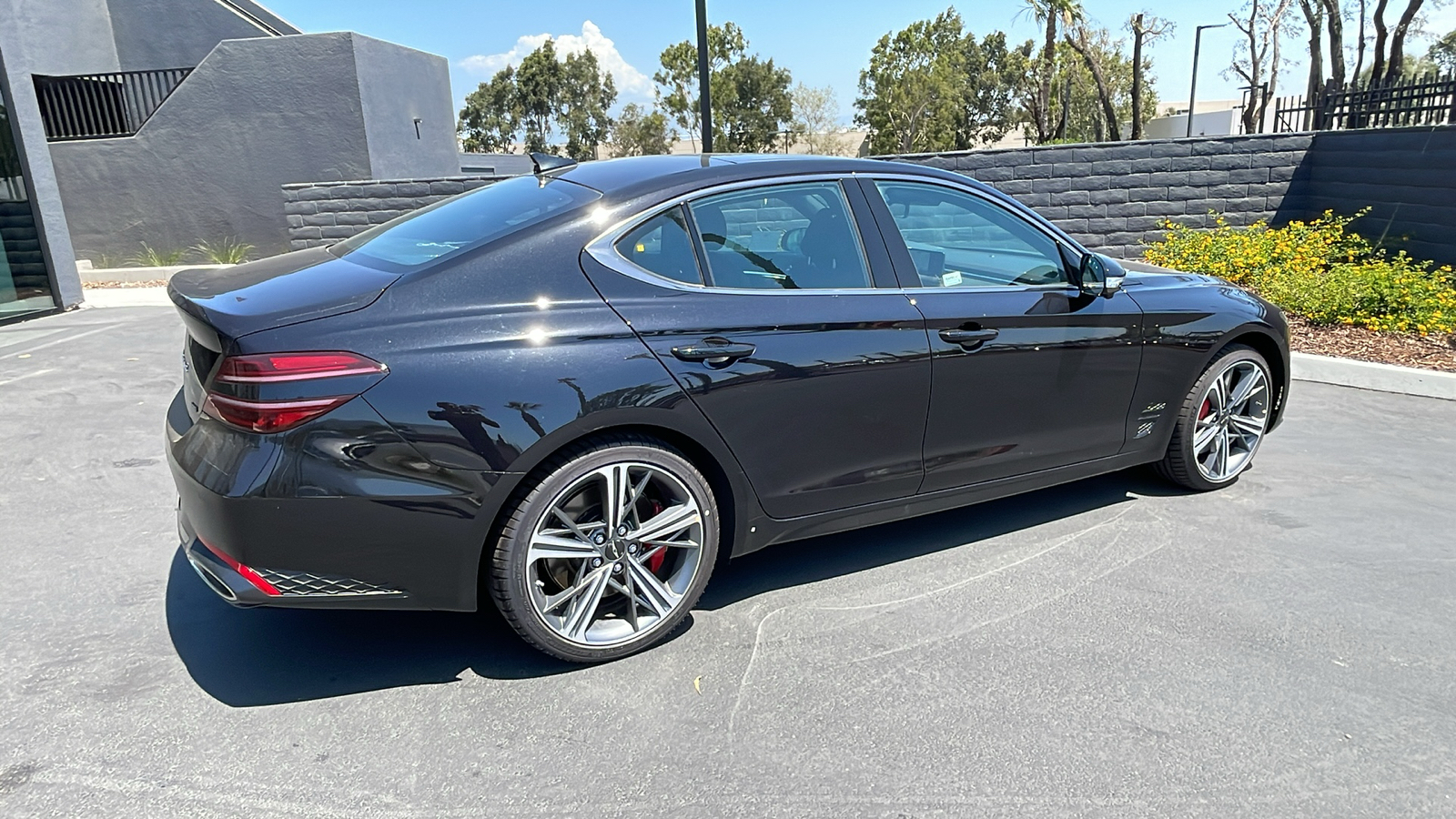 2025 Genesis G70 3.3T RWD Sport Advanced 6