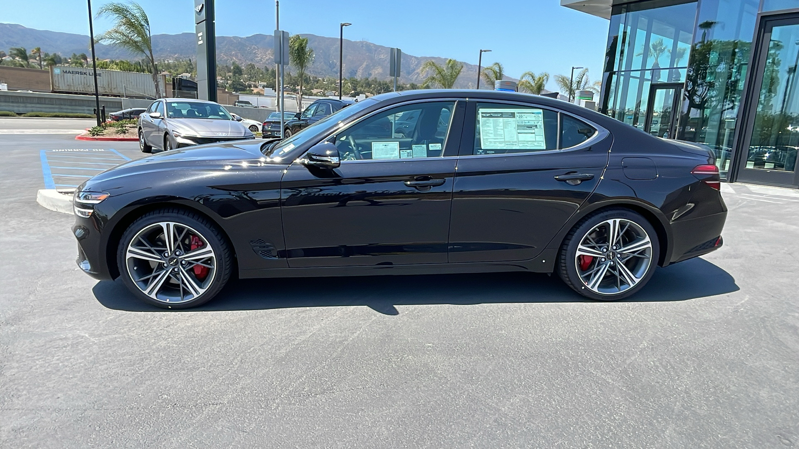 2025 Genesis G70 3.3T RWD Sport Advanced 9