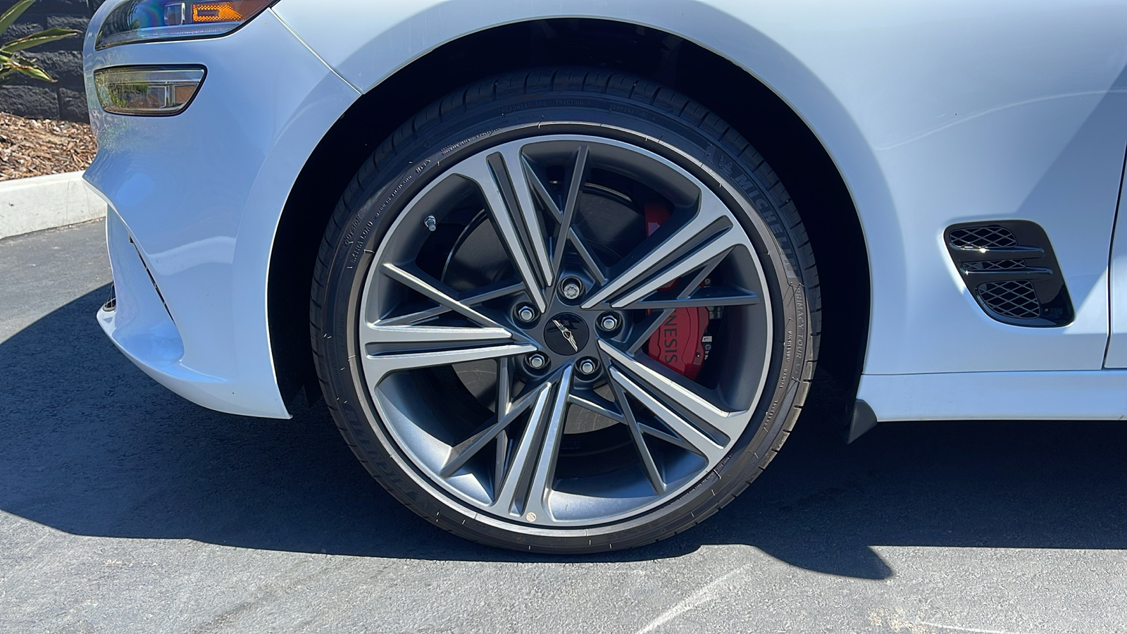 2025 Genesis G70 2.5T AWD 27