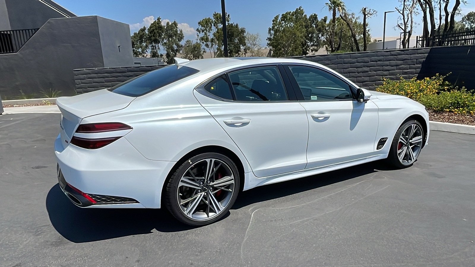 2025 Genesis G70 3.3T RWD Sport Advanced 6