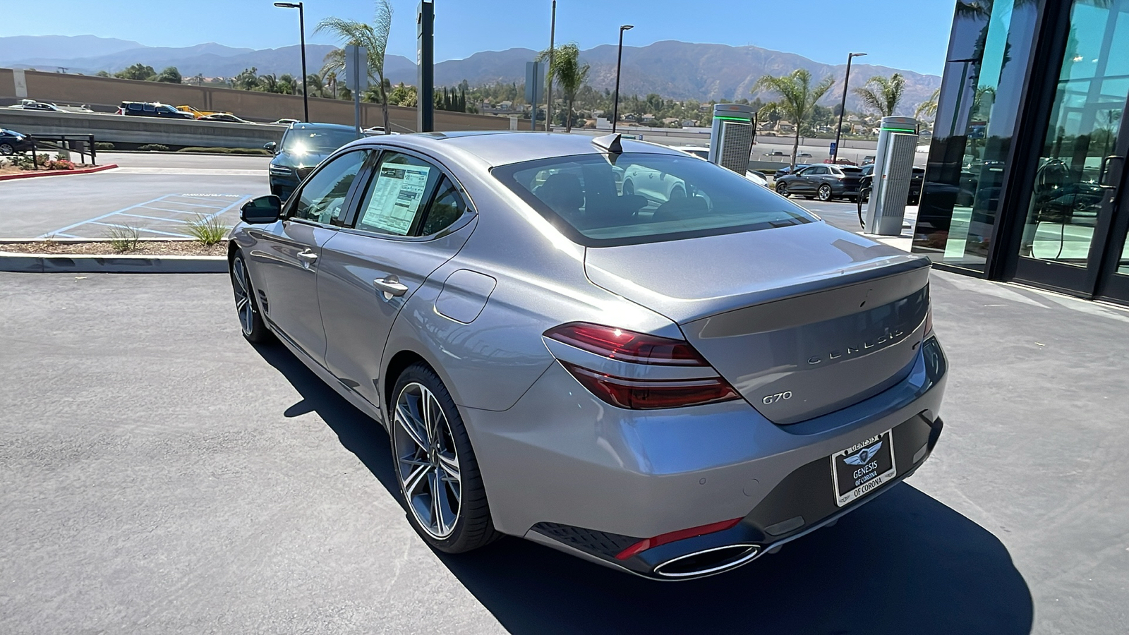 2025 Genesis G70 3.3T RWD Sport Advanced 8