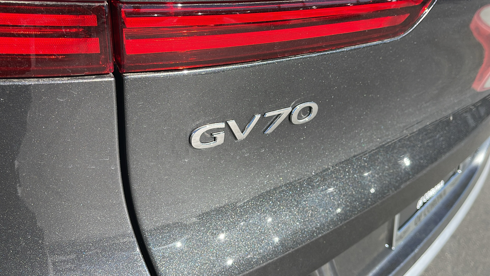 2025 Genesis Electrified GV70 Advanced 30