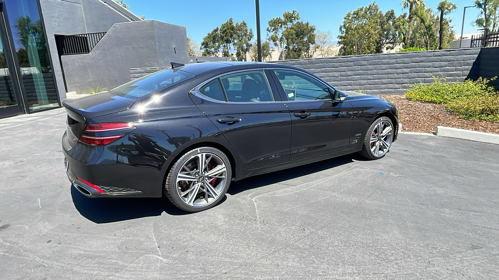 2025 Genesis G70 3.3T RWD Sport Advanced 6