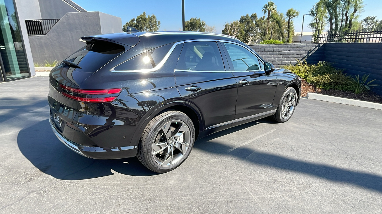 2025 Genesis Electrified GV70 Advanced 6